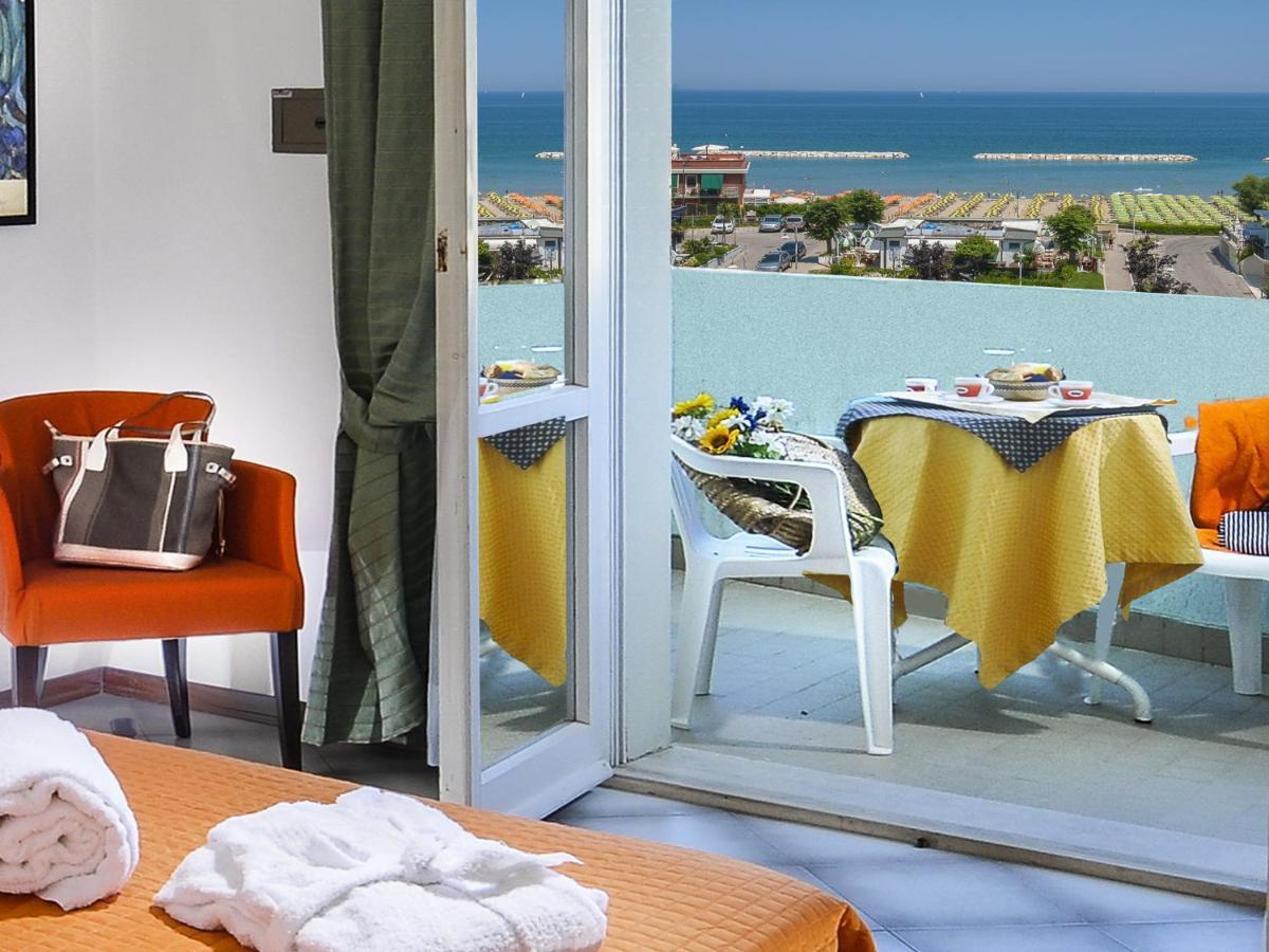 Hotel Losanna غابيتّشي ماري المظهر الخارجي الصورة