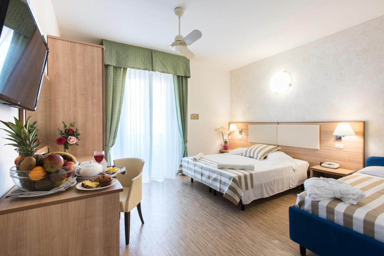 Hotel Losanna غابيتّشي ماري المظهر الخارجي الصورة