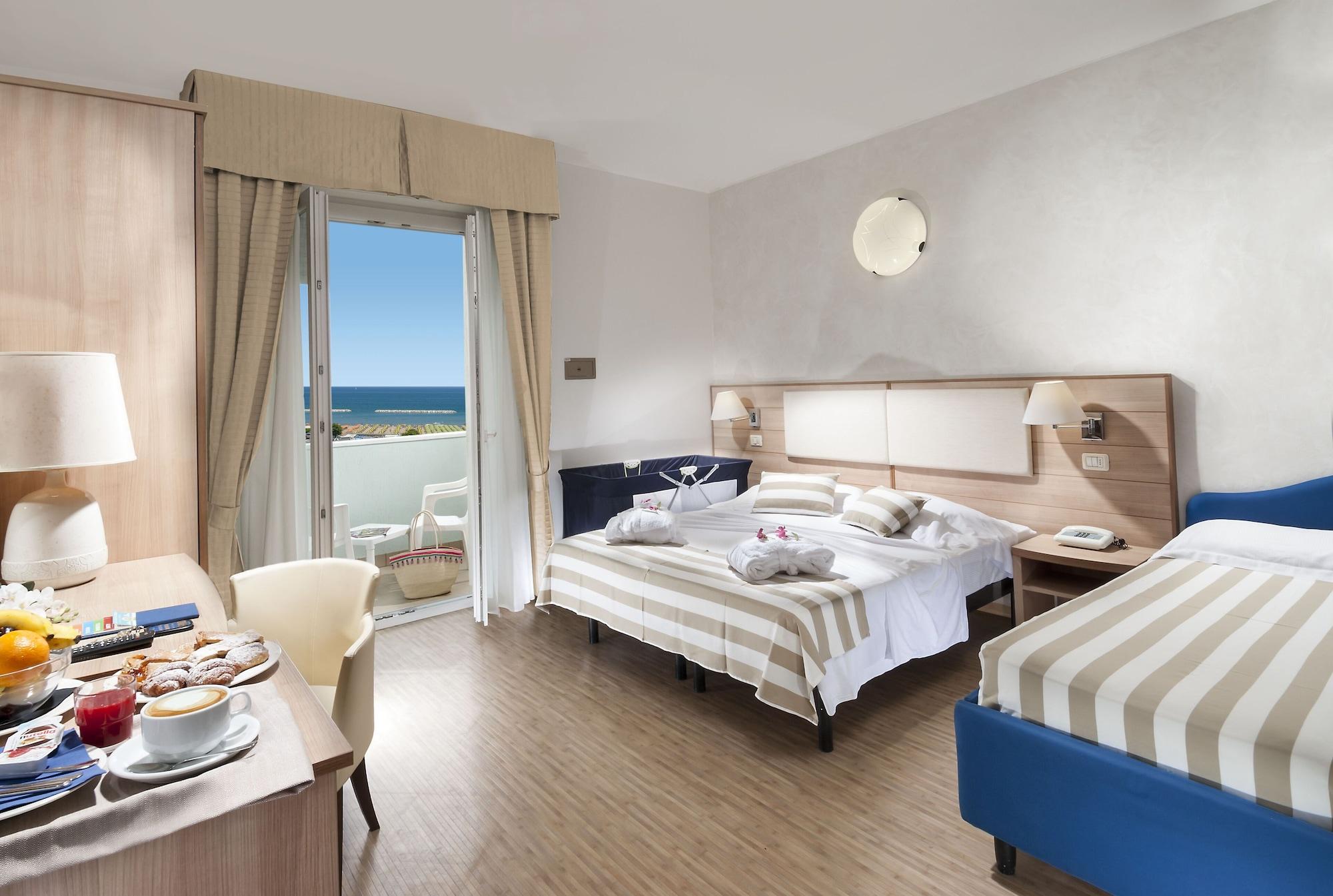 Hotel Losanna غابيتّشي ماري المظهر الخارجي الصورة
