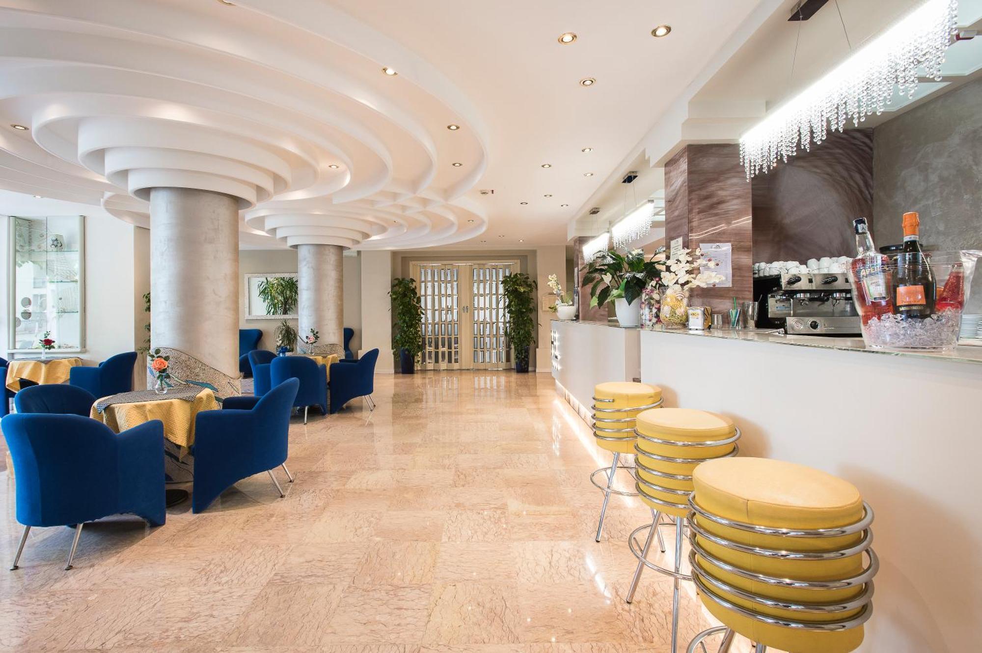 Hotel Losanna غابيتّشي ماري المظهر الخارجي الصورة