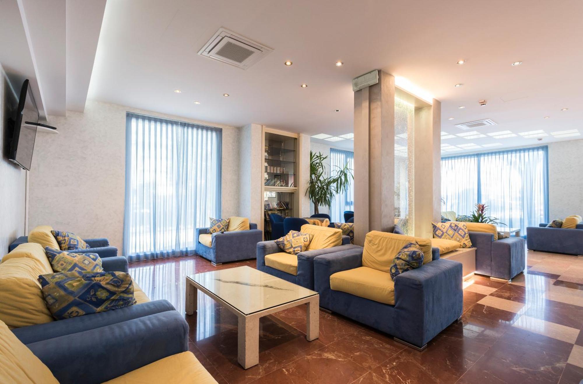 Hotel Losanna غابيتّشي ماري المظهر الخارجي الصورة