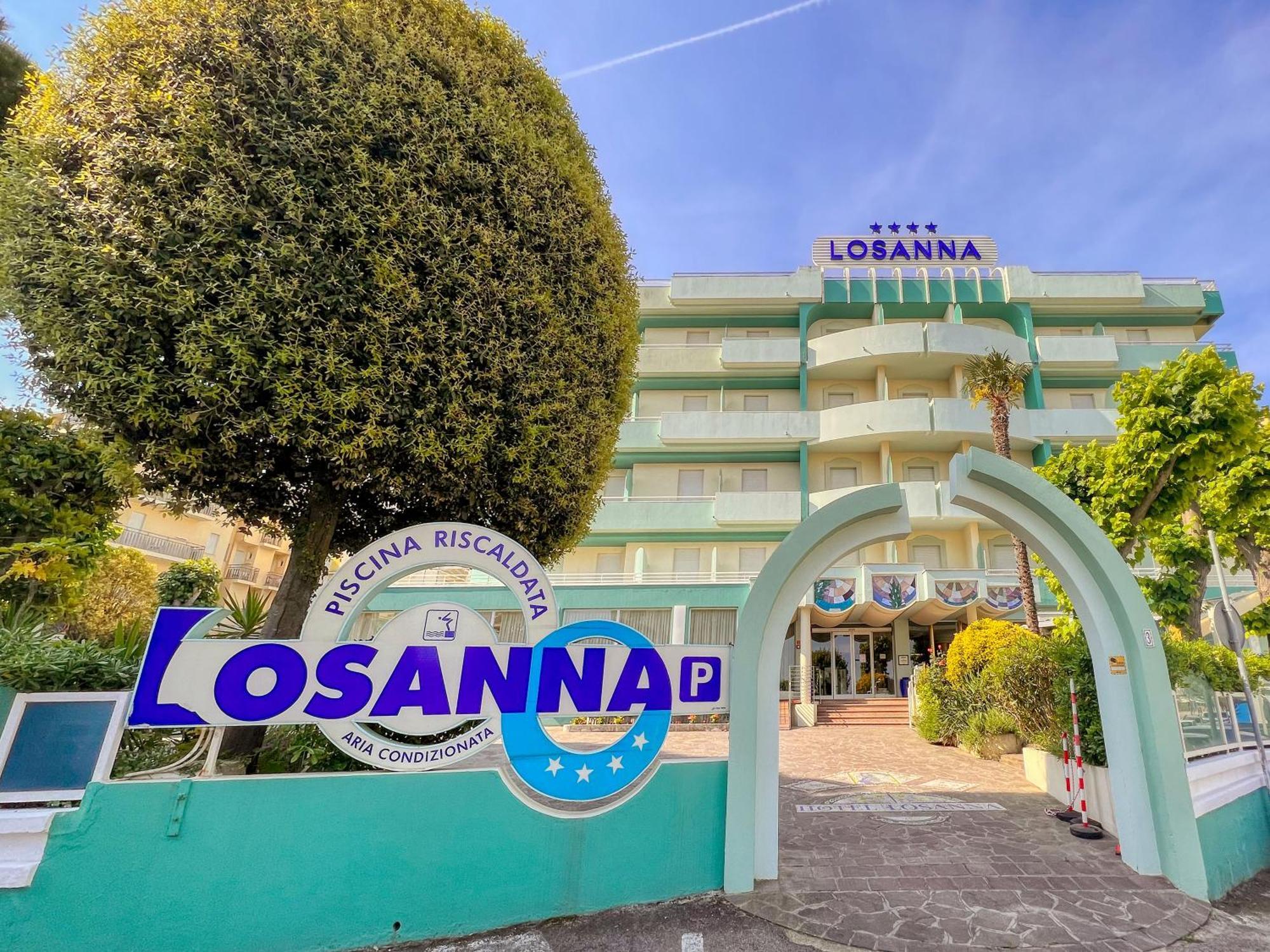 Hotel Losanna غابيتّشي ماري المظهر الخارجي الصورة