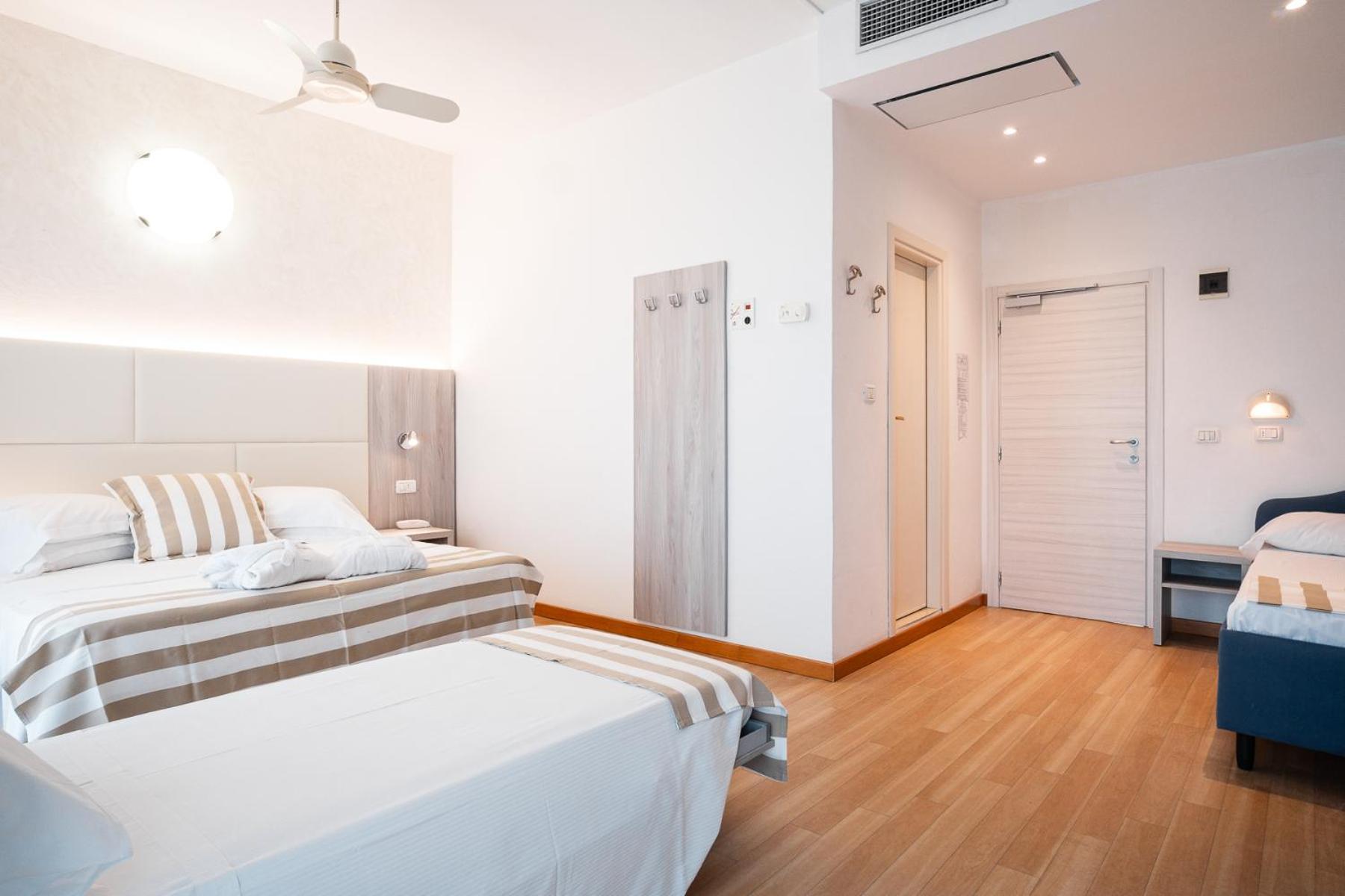 Hotel Losanna غابيتّشي ماري المظهر الخارجي الصورة