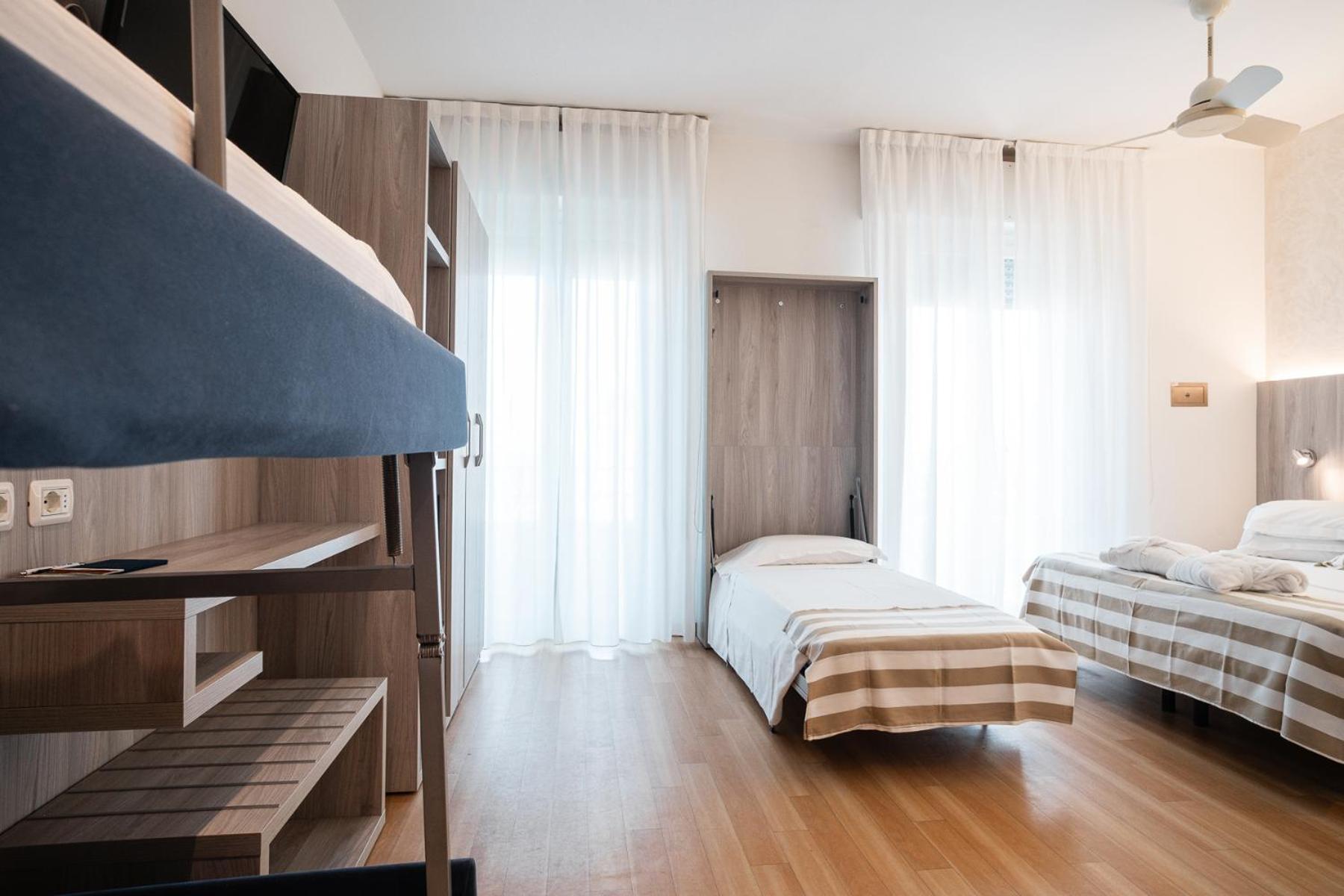 Hotel Losanna غابيتّشي ماري المظهر الخارجي الصورة