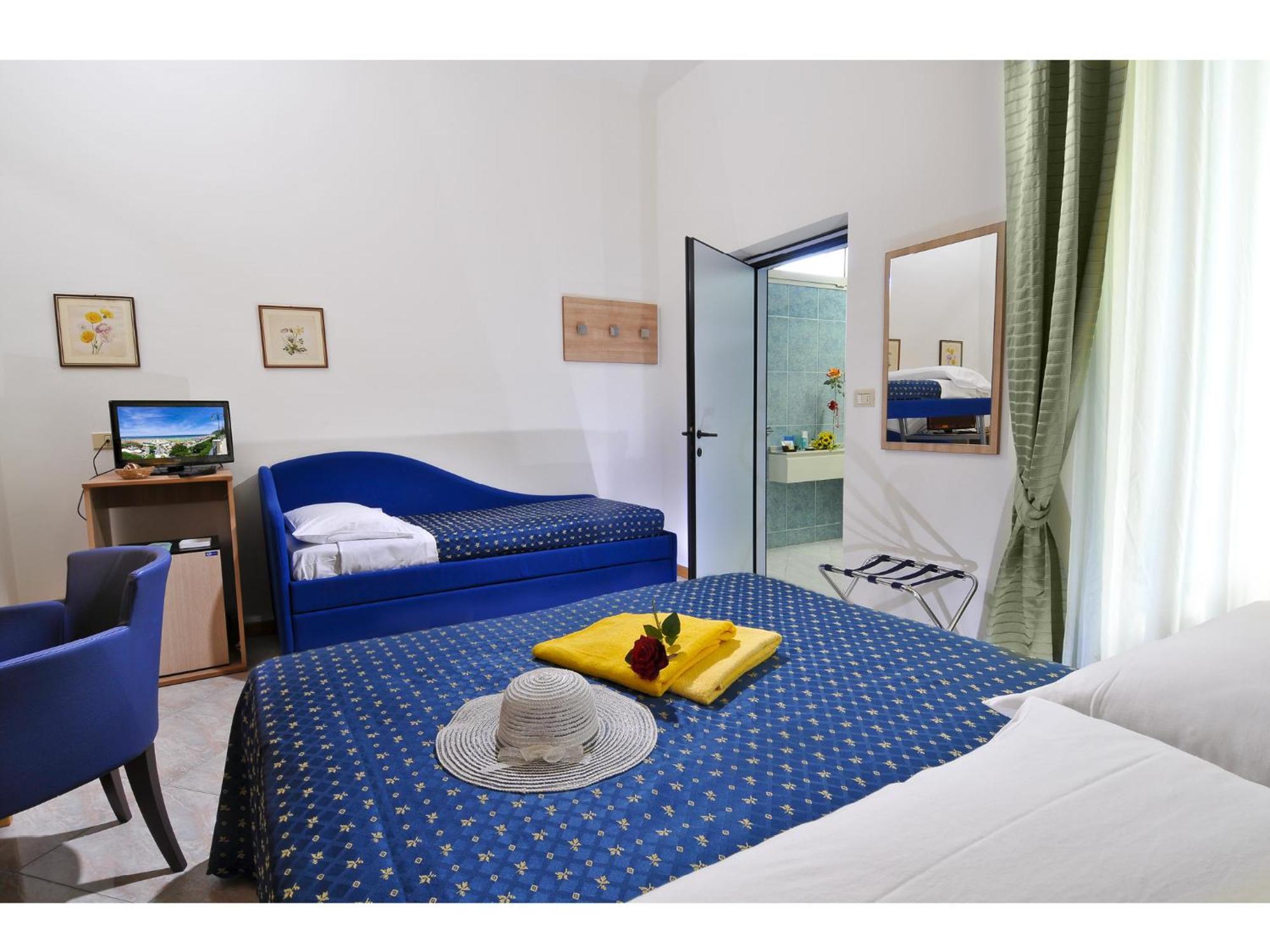 Hotel Losanna غابيتّشي ماري المظهر الخارجي الصورة