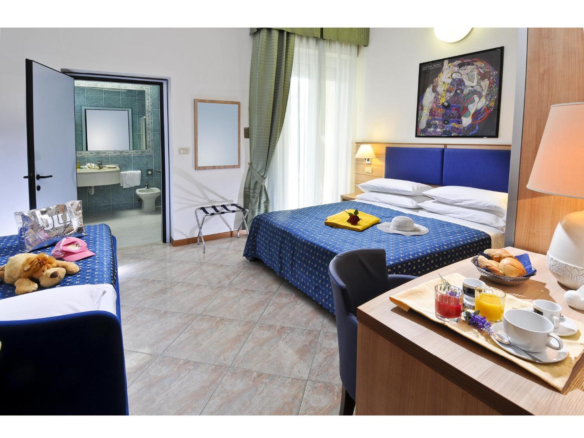 Hotel Losanna غابيتّشي ماري المظهر الخارجي الصورة