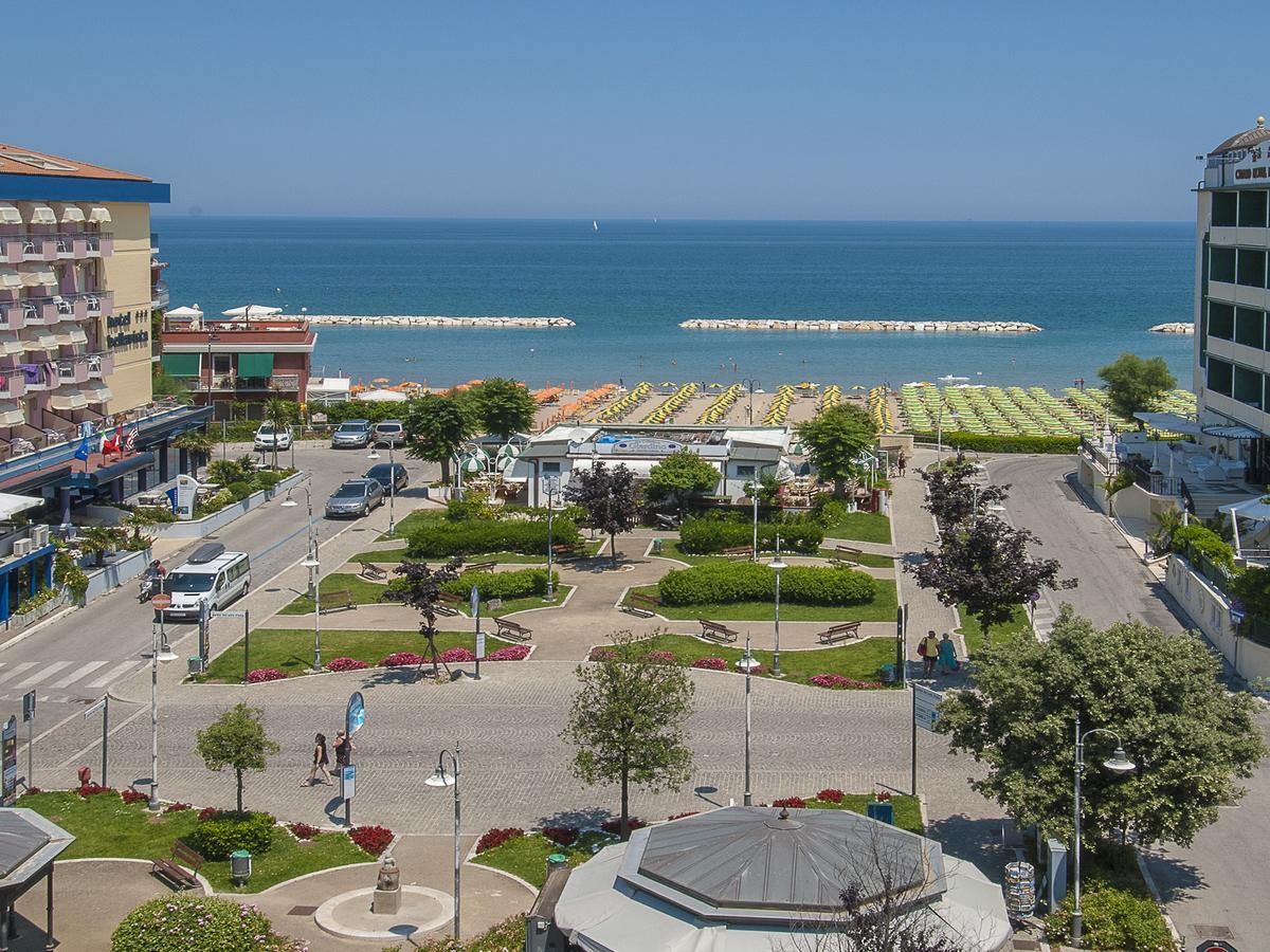 Hotel Losanna غابيتّشي ماري المظهر الخارجي الصورة